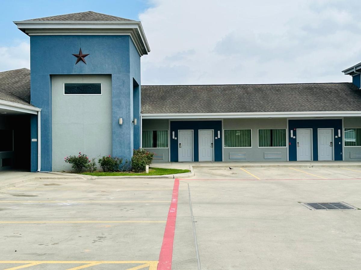 Lonestar Inn El Campo Exterior photo