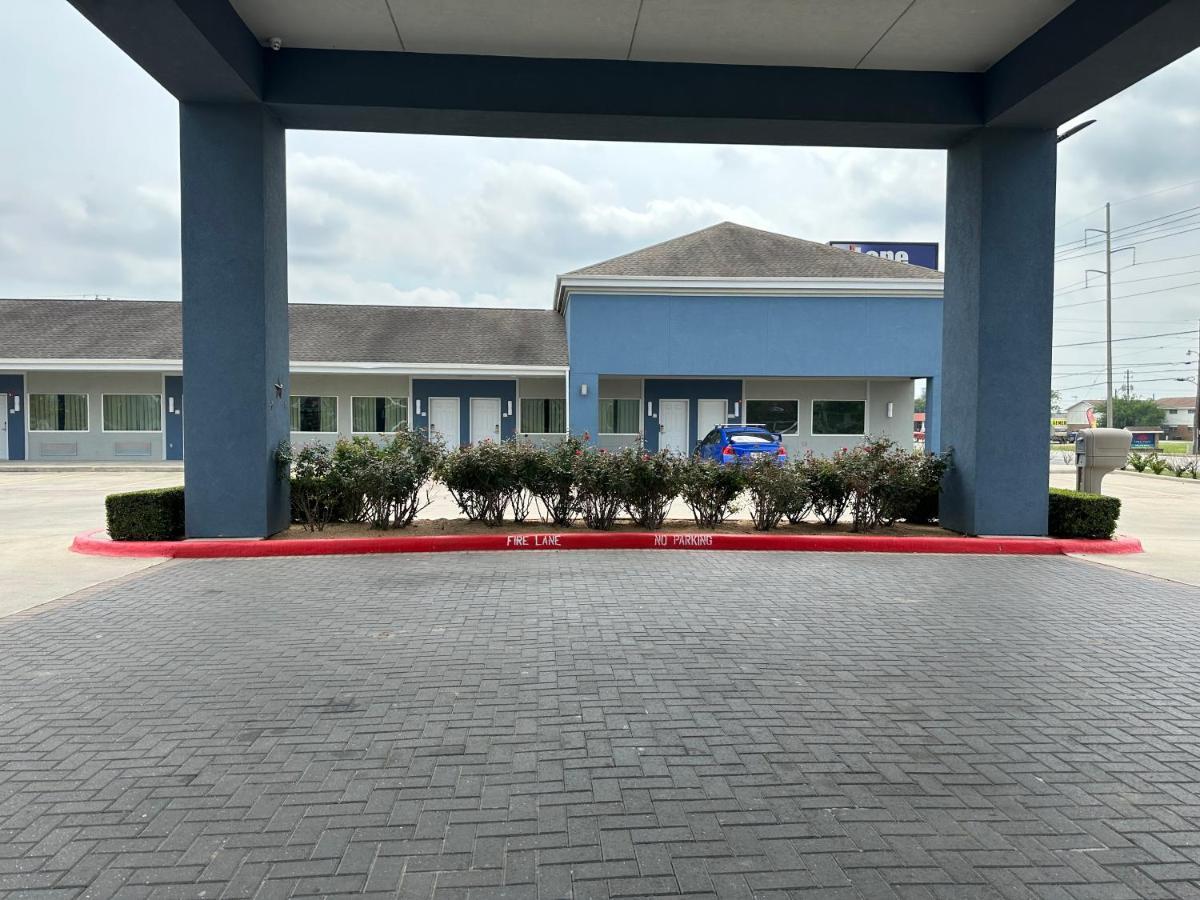 Lonestar Inn El Campo Exterior photo
